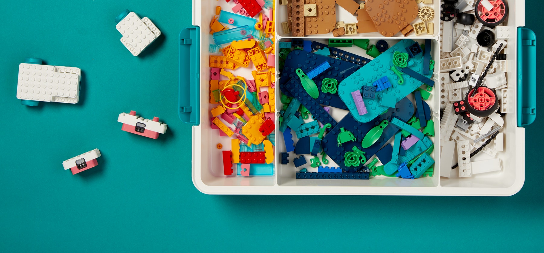 一个已开封的科学学习包